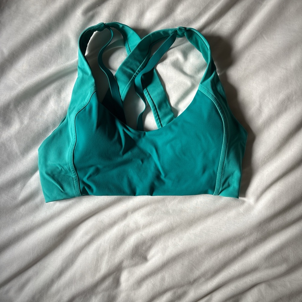 teal lululemon sports bra